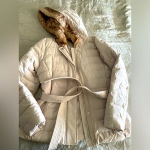 A&F Women Puffer Jacket